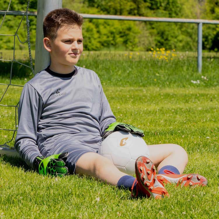 Kralle_Junior_Pro_3.0_Grün_Catch_and_Keep_Junior_Torwarthandschuhe
